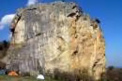 Скала Красный Камень 